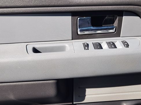 Used 2014 Ford F150 XLT w/ Equipment Group 302A Luxury image 24