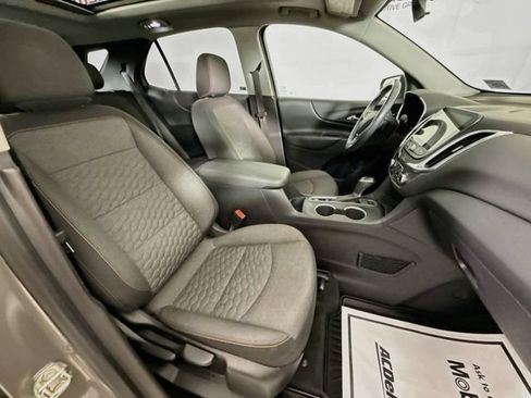 Used 2018 Chevrolet Equinox LT w/ Sun & Infotainment Package AWD/4WD image 28