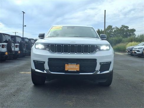 Certified 2022 Jeep Grand Cherokee L Limited image 8