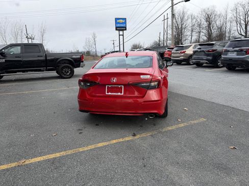 Used 2022 Honda Civic Sport image 6