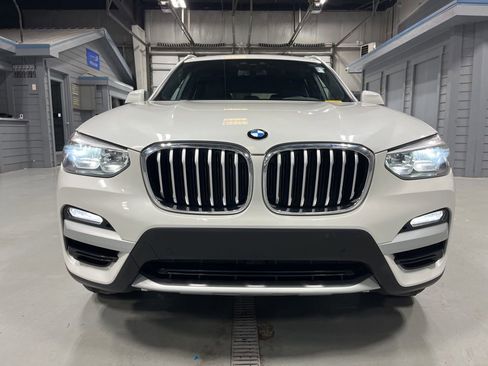 Used 2018 BMW X3 xDrive30i w/ Premium Package AWD/4WD image 2