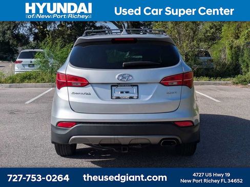 Used 2015 Hyundai Santa Fe Sport w/ Option Group 02 FWD image 4
