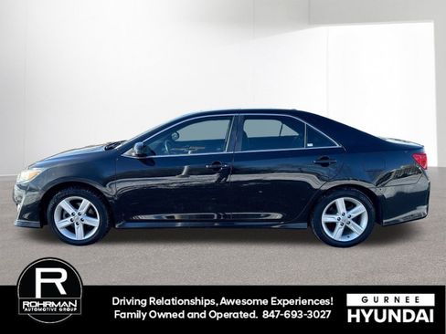 Used 2012 Toyota Camry SE image 5