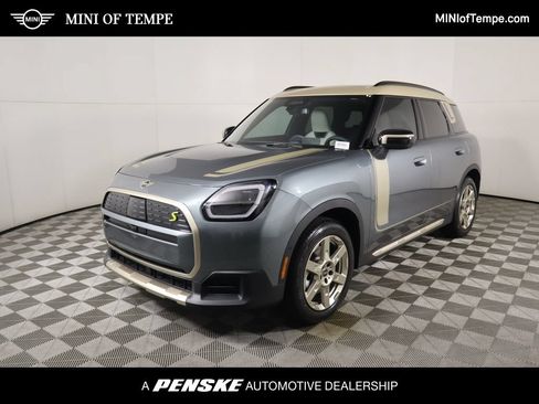 Used 2025 MINI Cooper Countryman SE w/ Comfort Package Max AWD/4WD image 1