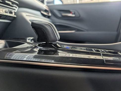 Used 2025 Toyota Crown XLE image 20