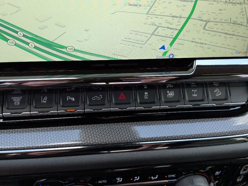 New 2026 Chevrolet Silverado 2500 ZR2 AWD/4WD image 29