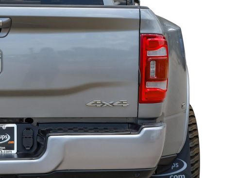 Used 2022 RAM 3500 Laramie AWD/4WD image 53