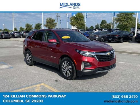 Used 2023 Chevrolet Equinox LT FWD image 1