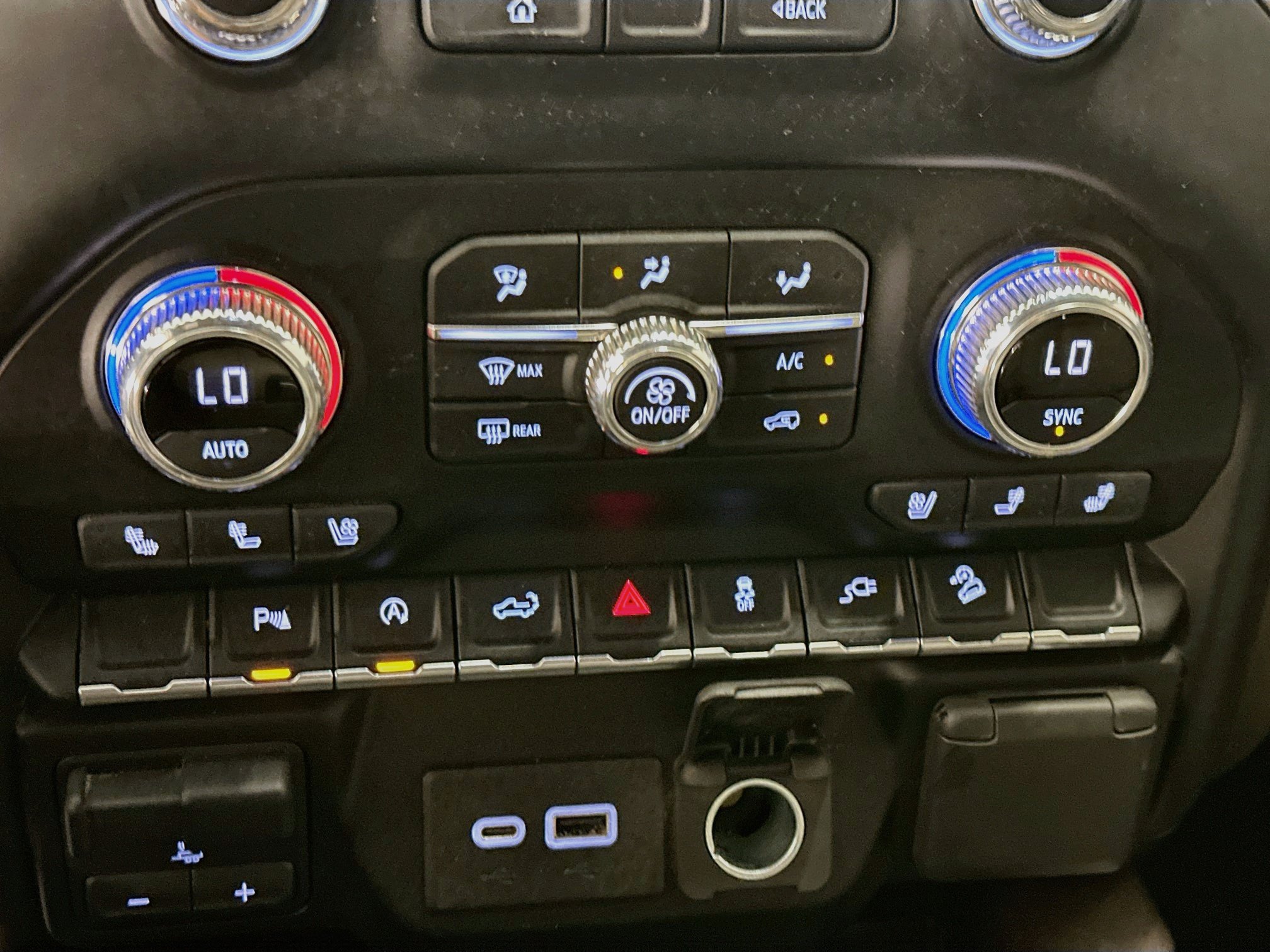 Used 2021 GMC Sierra 1500 SLT AWD/4WD image 24