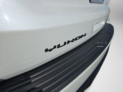 Used 2023 GMC Yukon Denali AWD/4WD image 38