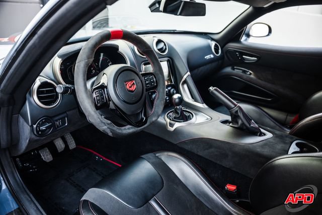 Used 2017 Dodge Viper GTC w/ ACR Package RWD image 2
