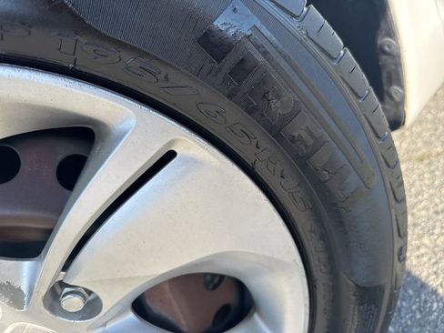 Used 2013 Honda Civic LX image 28