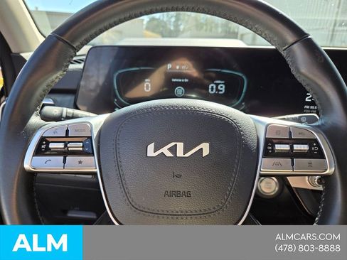 Used 2025 Kia Telluride EX FWD image 26