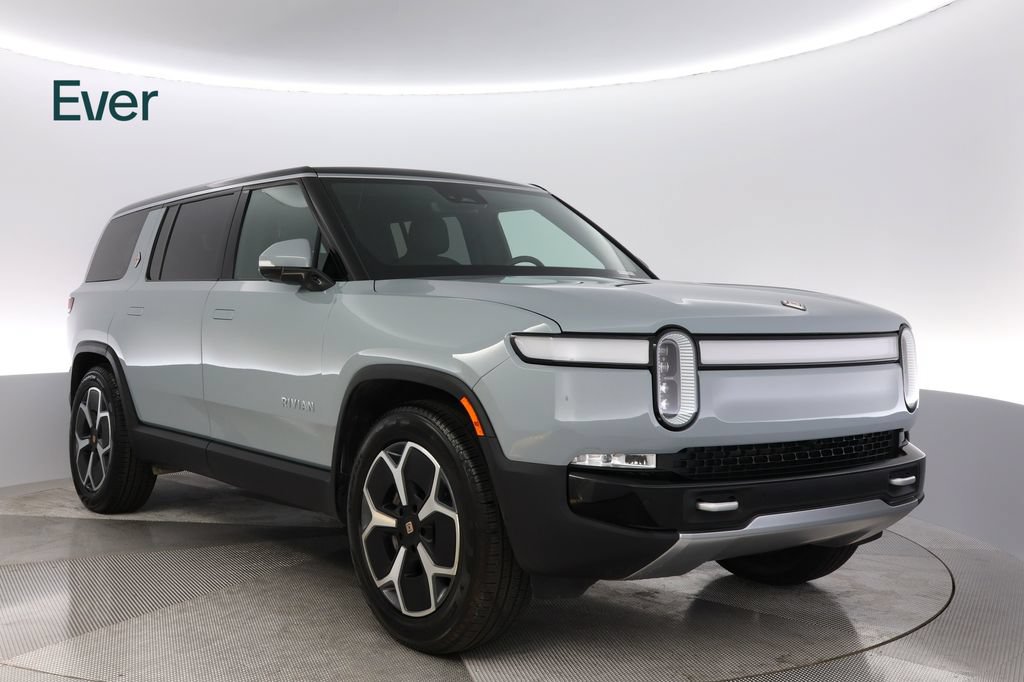 Used 2024 Rivian R1S Adventure Dual AWD/4WD image 13