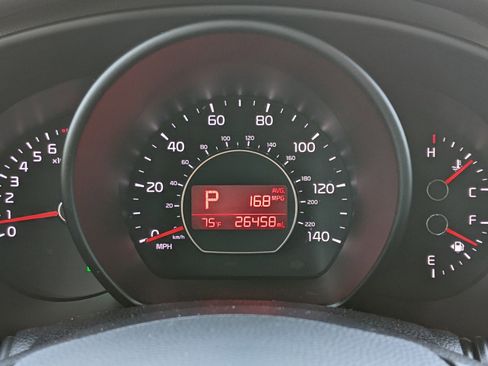 Certified 2017 Kia Soul + w/ Audio Package image 22