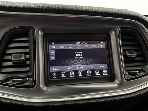 Used 2019 Dodge Challenger SXT image 16