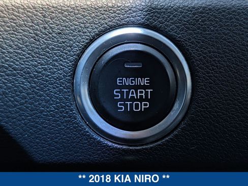 Used 2018 Kia Niro LX FWD image 32