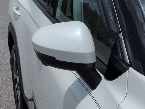 Used 2021 Nissan Rogue SL FWD image 13