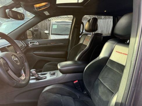 Used 2017 Jeep Grand Cherokee Trailhawk image 17