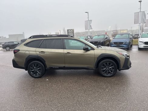 Used 2023 Subaru Outback Onyx Edition w/ Popular Package #2 image 4