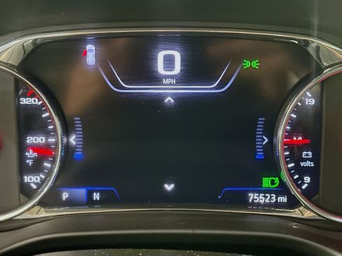 Used 2021 GMC Acadia Denali w/ Denali Ultimate Package AWD/4WD image 16