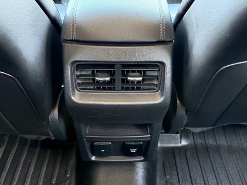 Used 2020 Ford Edge SEL w/ Convenience Package FWD image 14