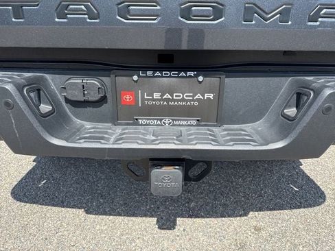 Certified 2023 Toyota Tacoma Limited AWD/4WD image 13