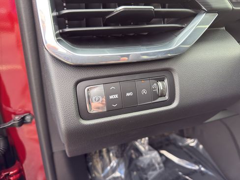 New 2025 GMC Acadia Elevation w/ Elevation Premium Package image 22