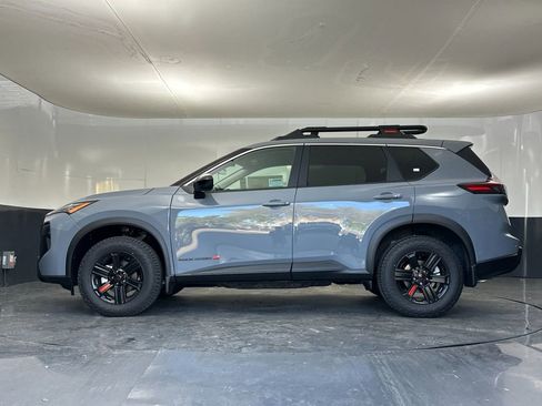 New 2026 Nissan Rogue Rock Creek image 6