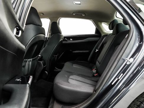Used 2021 Kia K5 LXS FWD image 18