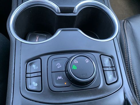 Used 2021 GMC Terrain SLT image 26