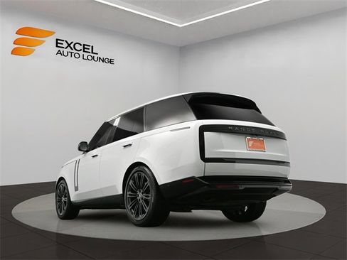 Used 2023 Land Rover Range Rover SE image 44
