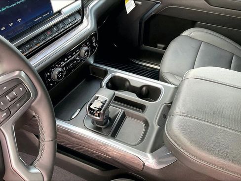 Used 2024 Chevrolet Silverado 1500 LTZ w/ LTZ Premium Texas Edition AWD/4WD image 15