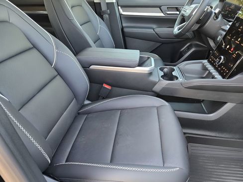 Used 2026 GMC Terrain Denali w/ LPO, Floor Liner Package AWD/4WD image 13