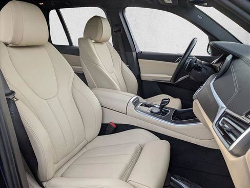 Used 2022 BMW X5 xDrive40i w/ Climate Comfort Package image 23