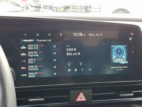 Certified 2025 Hyundai Elantra SEL FWD image 17