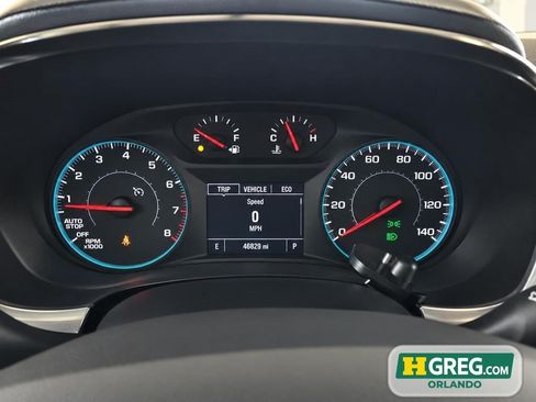 Used 2022 Chevrolet Traverse LS FWD image 16