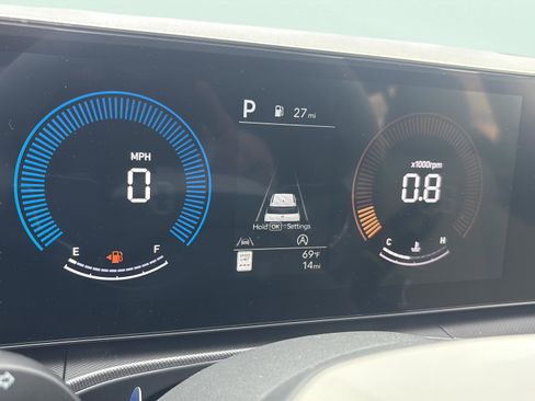 New 2026 Hyundai Santa Fe SE FWD image 13