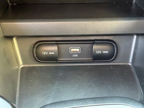 Certified 2025 Kia Soul LX image 20