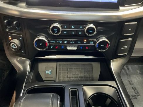 Used 2022 Ford F150 Lariat w/ Equipment Group 502A High AWD/4WD image 35