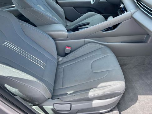 Used 2023 Hyundai Elantra SEL FWD image 10