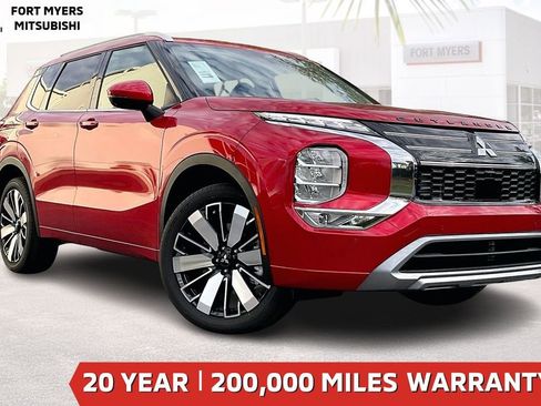 New 2026 Mitsubishi Outlander SEL FWD image 1