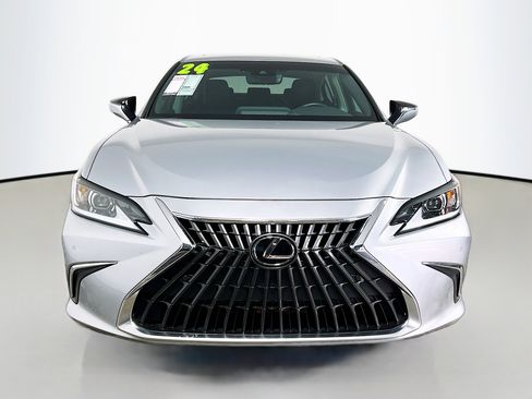 Used 2024 Lexus ES 350 w/ Premium Package image 11