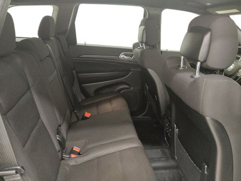 Used 2021 Jeep Grand Cherokee Laredo image 19