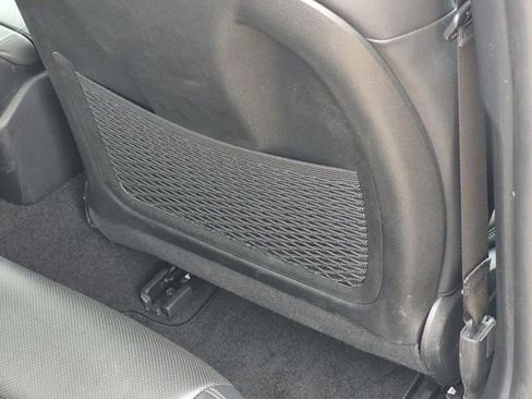 Used 2023 Genesis G70 2.0T RWD image 19