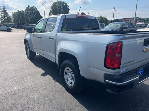 Used 2019 Chevrolet Colorado W/T w/ WT Convenience Package RWD image 5