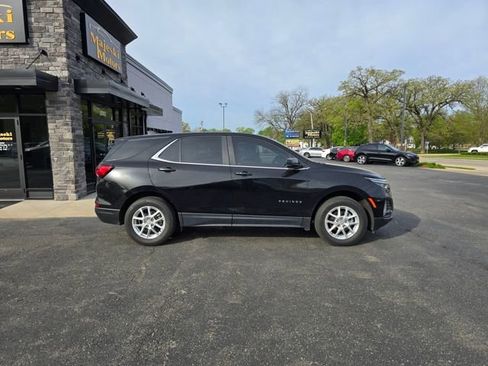 Used 2022 Chevrolet Equinox LT image 8