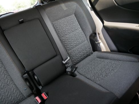 Used 2024 Chevrolet Equinox LT FWD image 14