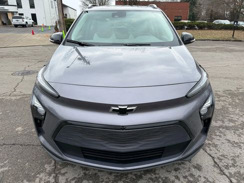 Used 2023 Chevrolet Bolt EUV Premier w/ Sun & Sound Package image 9