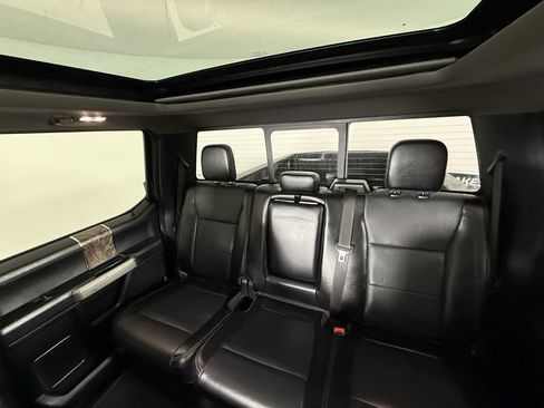 Used 2017 Ford F450 Lariat w/ Lariat Ultimate Package image 33